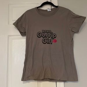 XOXO Gossip Girl Tee
